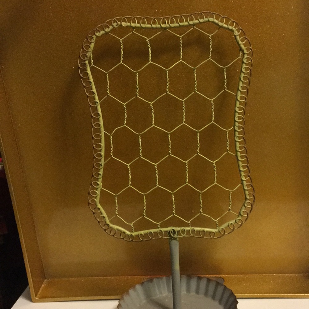 Jewelry holder